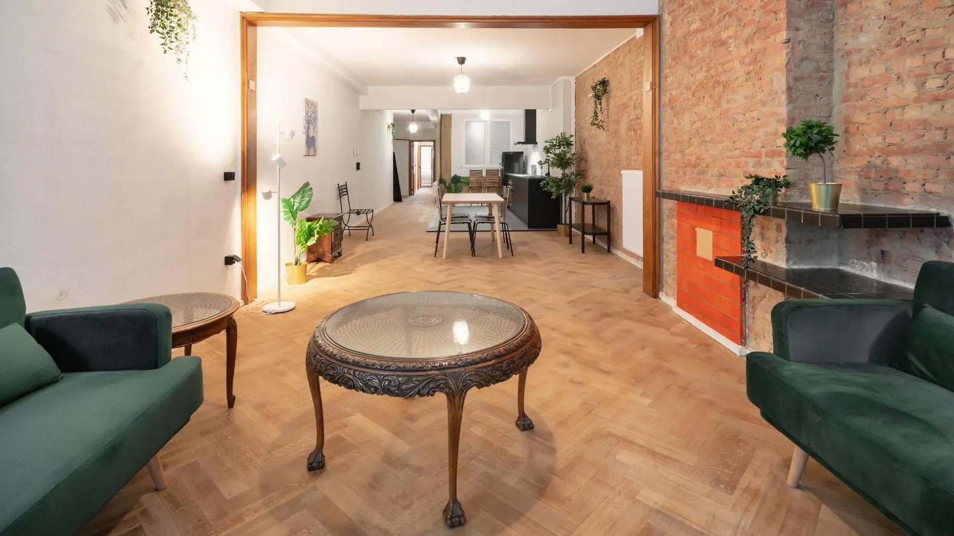 Two-Bedroom Apartments In The Heart Of Anvers