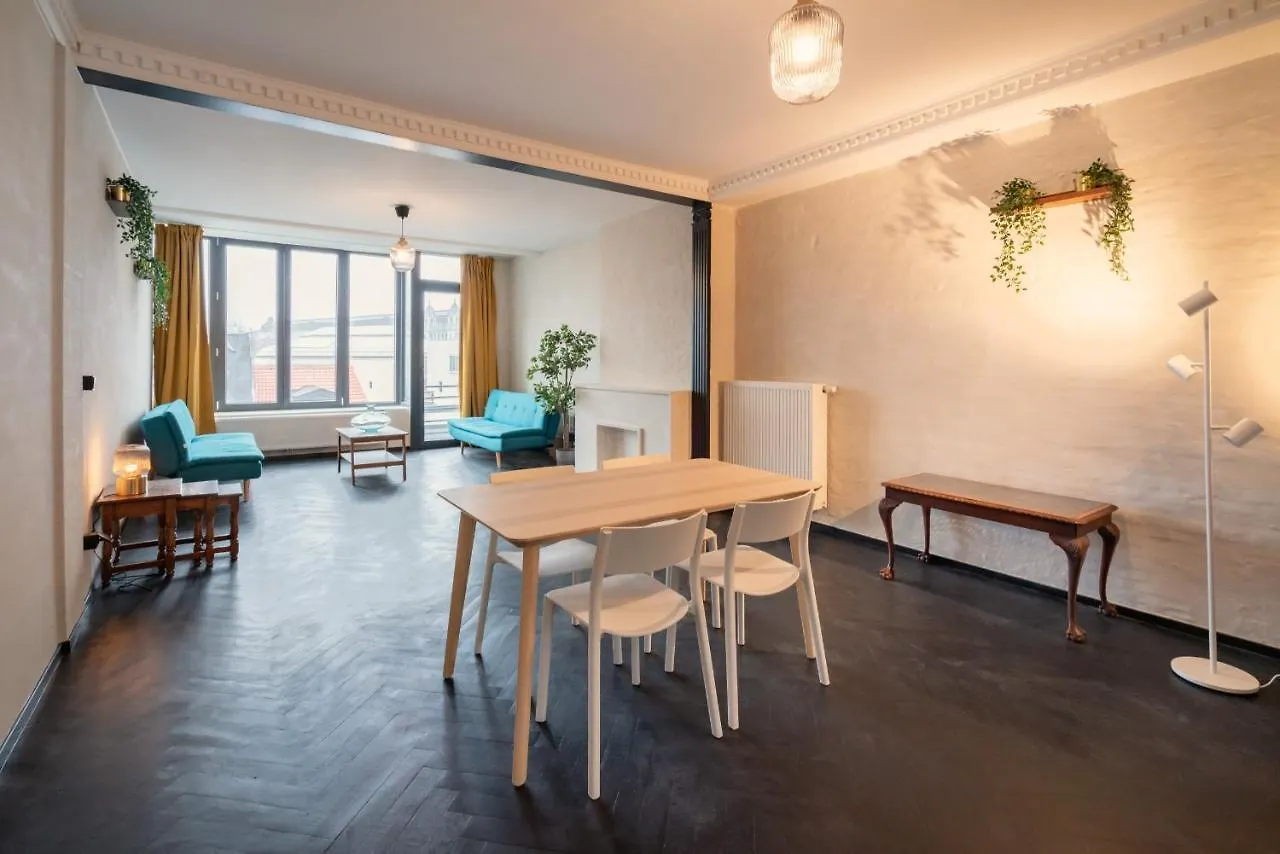 Two-Bedroom Apartments In The Heart Of Antverpy 0*,  Belgie